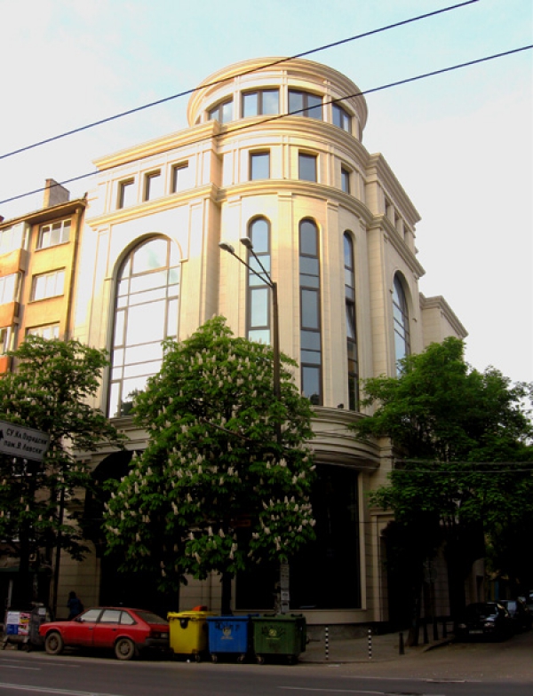 Administrative building with a bank office
